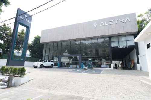 Aletra Sentuh Jantung Jaksel, Buka Dealer Resmi di Kemang Aletra Sentuh Jantung Jaksel, Buka Dealer Resmi di Kemang