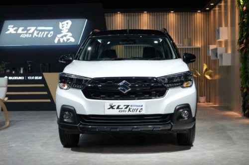 Suzuki XL7 Hybrid Alpha Kuro, Nuansa Hitam yang Bold dan Eksklusif  Suzuki XL7 Hybrid Alpha Kuro, Nuansa Hitam yang Bold dan Eksklusif