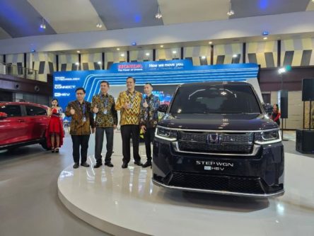 Honda Step WGN e:HEV Debut Jawa Tengah di GIIAS Semarang 2025 Honda Step WGN e:HEV Debut Jawa Tengah di GIIAS Semarang 2025