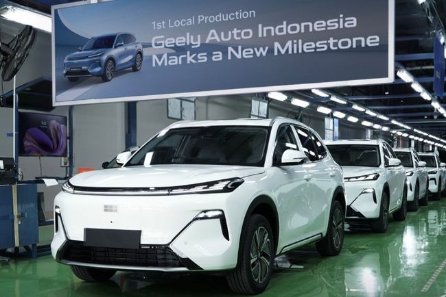 Perakitan Lokal Geely Starray EM-i