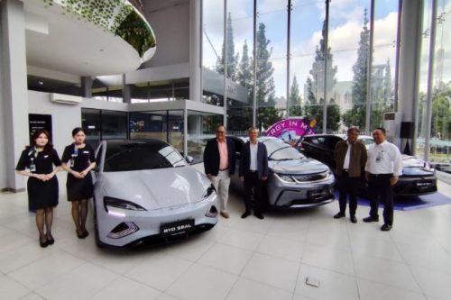 Pelita Air & BYD Haka Auto Apresiasi Pelanggan Setia dengan Hadiah Mobil Listrik Pelita Air & BYD Haka Auto Apresiasi Pelanggan Setia dengan Hadiah Mobil Listrik