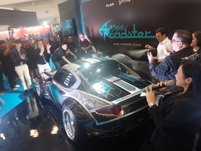 Mazda MX-5 Toraja Roadster