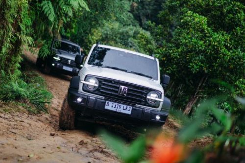 Tes Ketangguhan Tank 300 Diesel Libas Medan Off-road Cisadon Tes Ketangguhan Tank 300 Diesel Libas Medan Off-road Cisadon