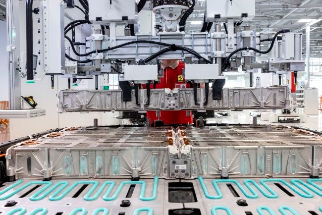 Pabrik perakitan Ferrari Elettrica. 