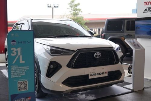 Kelebihan Memiliki Kendaraan Hybrid Andalan Toyota Kelebihan Memiliki Kendaraan Hybrid Andalan Toyota
