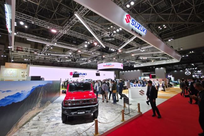Booth Suzuki JMS