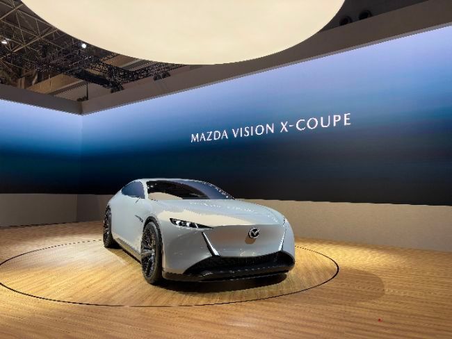 Mazda Vision X-Coupe. 