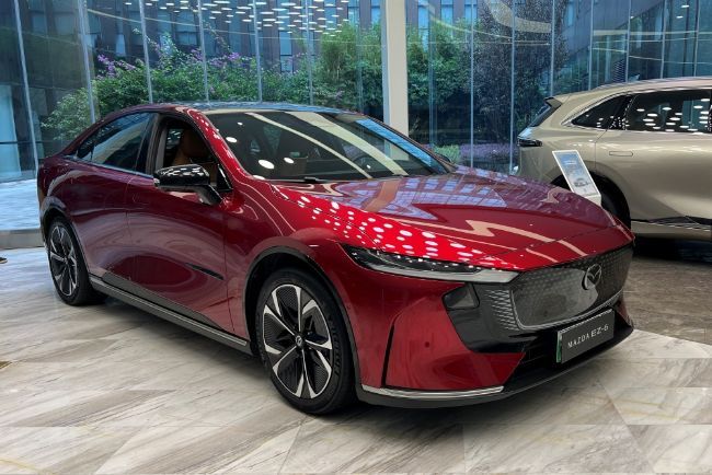 Mazda EZ-6