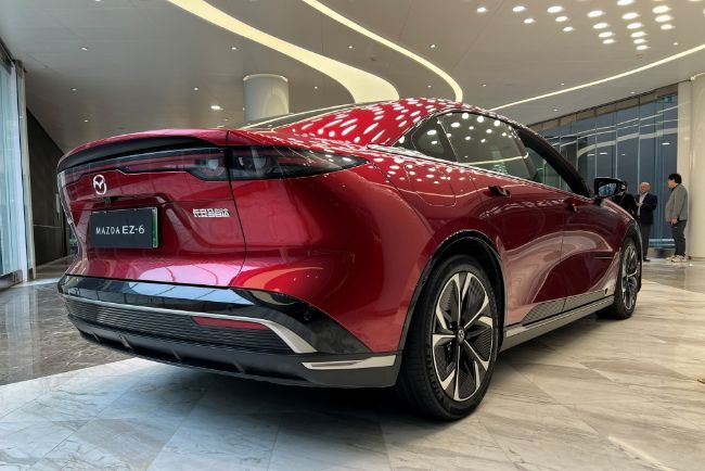 Mazda EZ-6