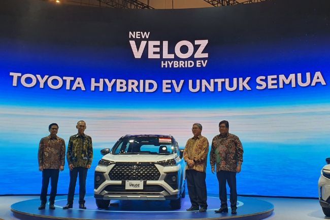 Toyota Veloz Hybrid