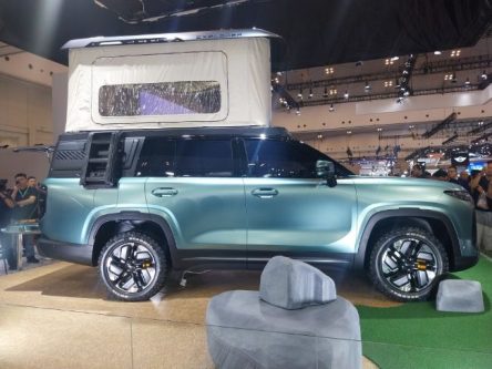 GJAW 2025: Debut Global Chery X, Konsep SUV Bisa Berubah Menjadi Double Cabin