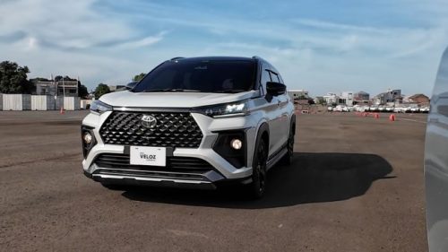 FIRST DRIVE: Seberapa Spesial Rasa Berkendara Toyota New Veloz Hybrid?
