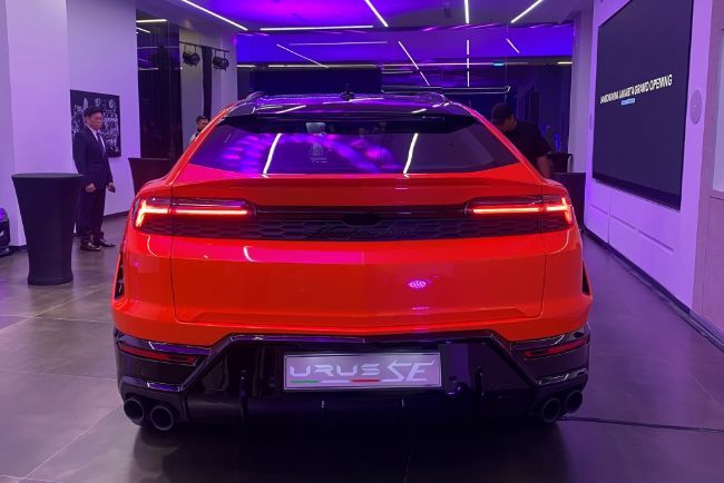 2025/11/Lamborghini-Urus-SE-14.jpg