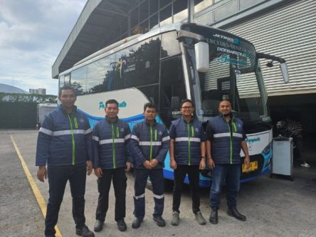 Daimler Gelar Mercedes-Benz Bus Year-End Rescue 2025: Layanan Gratis Selama Libur Nataru