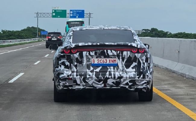 Spyshot Mazda EZ-6