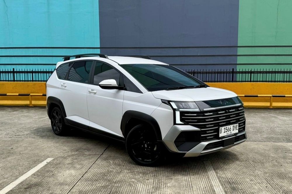 Hyundai Stargazer Cartenz X
