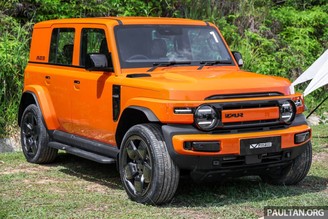 Eksterior Tampak depan iCAR V23. 