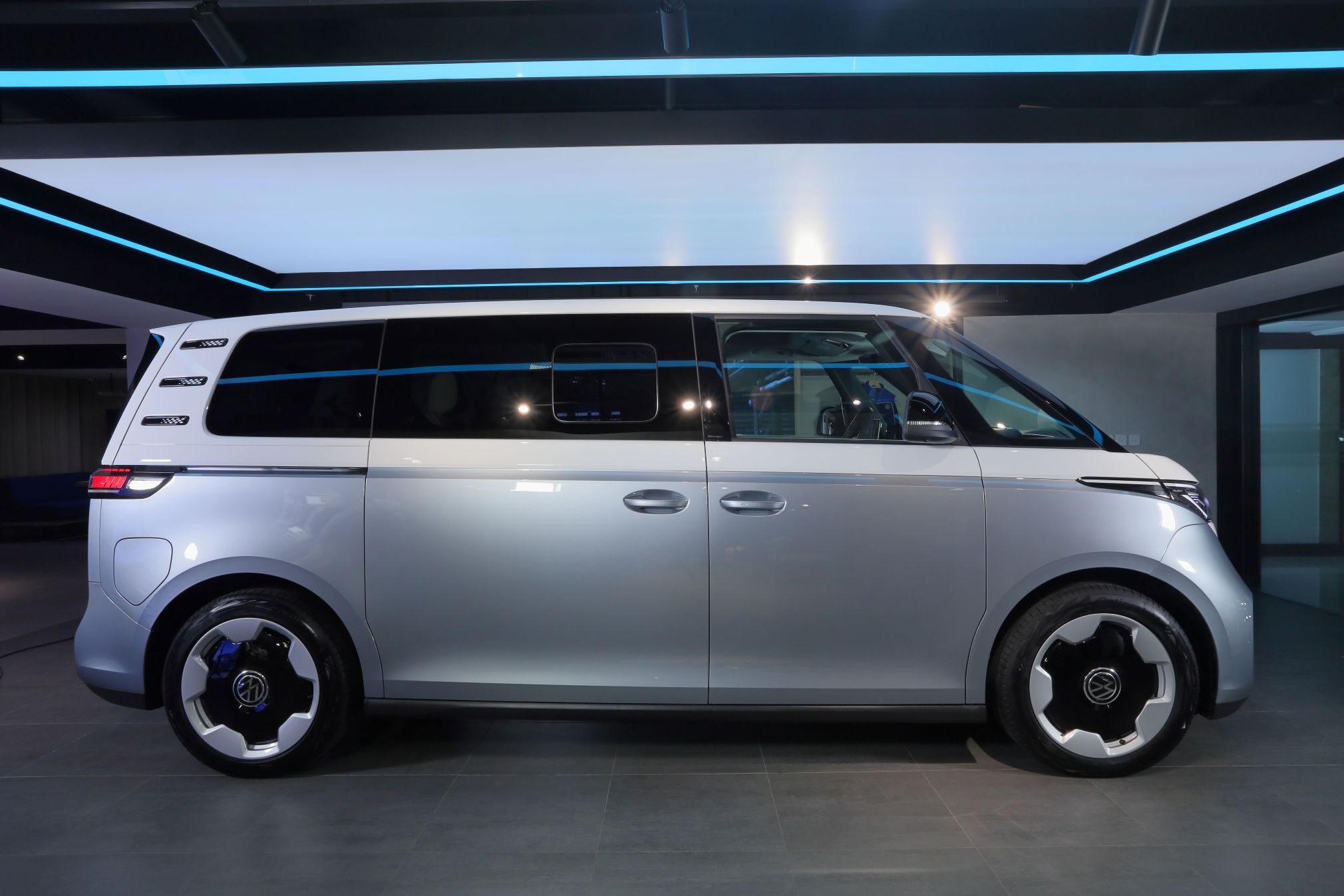 VW ID Buzz BOZZ Signature 