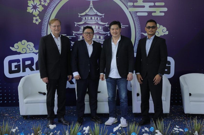 Opening Dealer Ford PIK 2