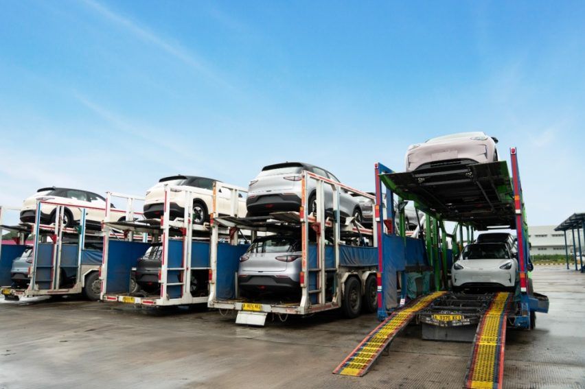 Distribusi Geely EX2