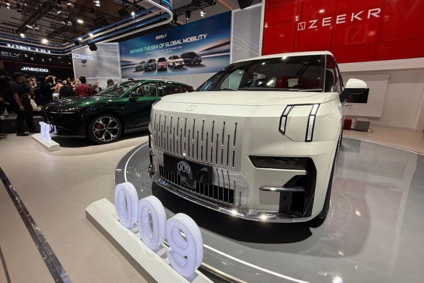 Zeekr 009