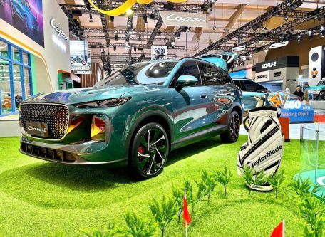 Andalkan L8 dan E4, Lepas Mengedepankan Elegansi Personal