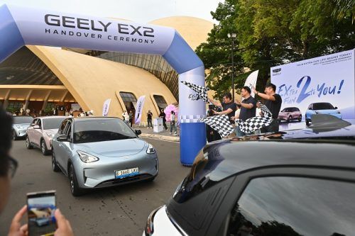 Serempak di Indonesia dan Thailand, Geely Serahkan Ribuan Unit EX2 ke Konsumen