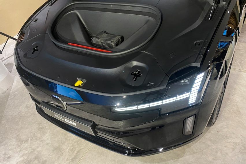 2026/03/Volvo-ES90-Launching-14.jpg