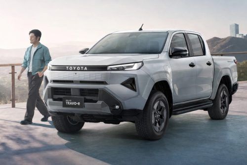 Meluncur di Bangkok Motor Show, Toyota Hilux Travo-e Dijual Rp770 Jutaan