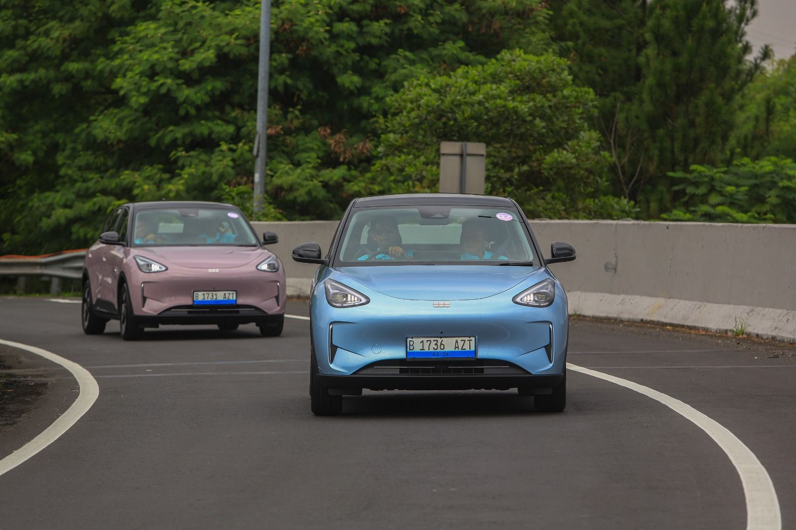 Eksterior tampak depan Geely EX2