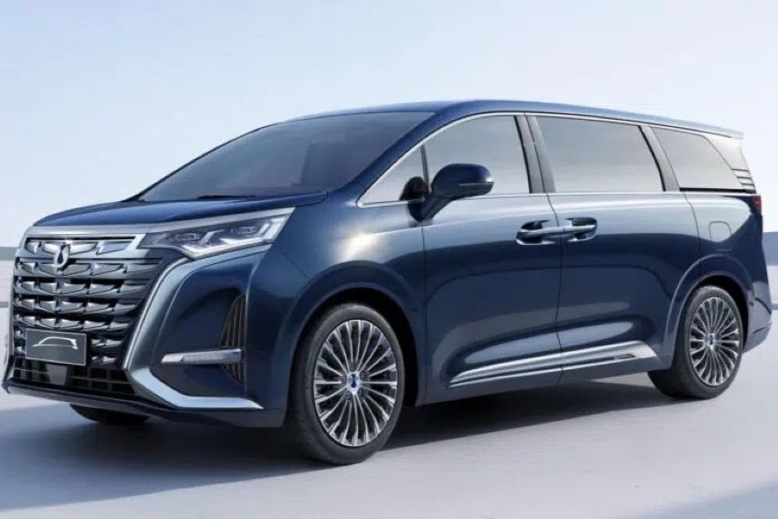 Eksterior depan Denza D9 MY 2026 Blade Battery 2.0