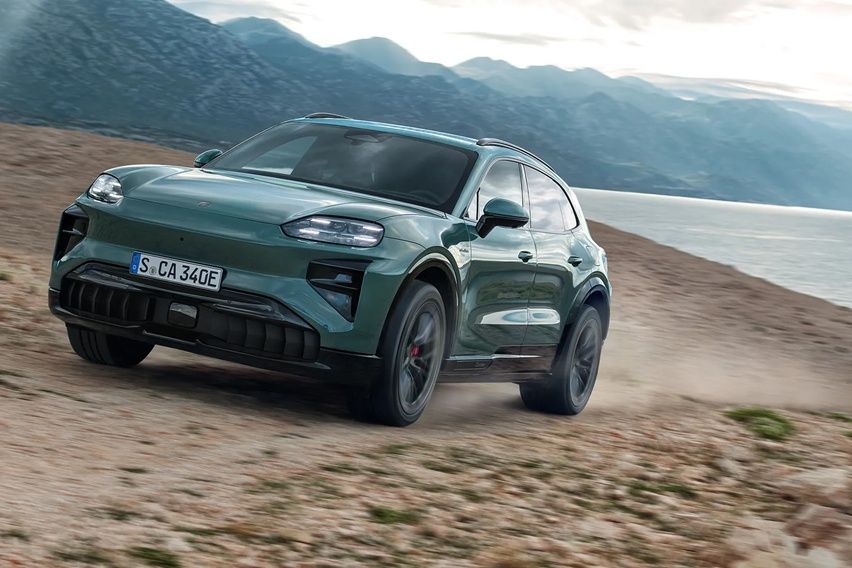 Porsche Cayenne Turbo Electric 2026. 