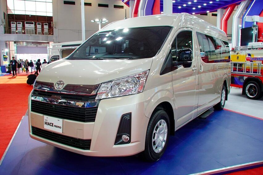 2026/04/Toyota-Hiace-Premio.jpeg