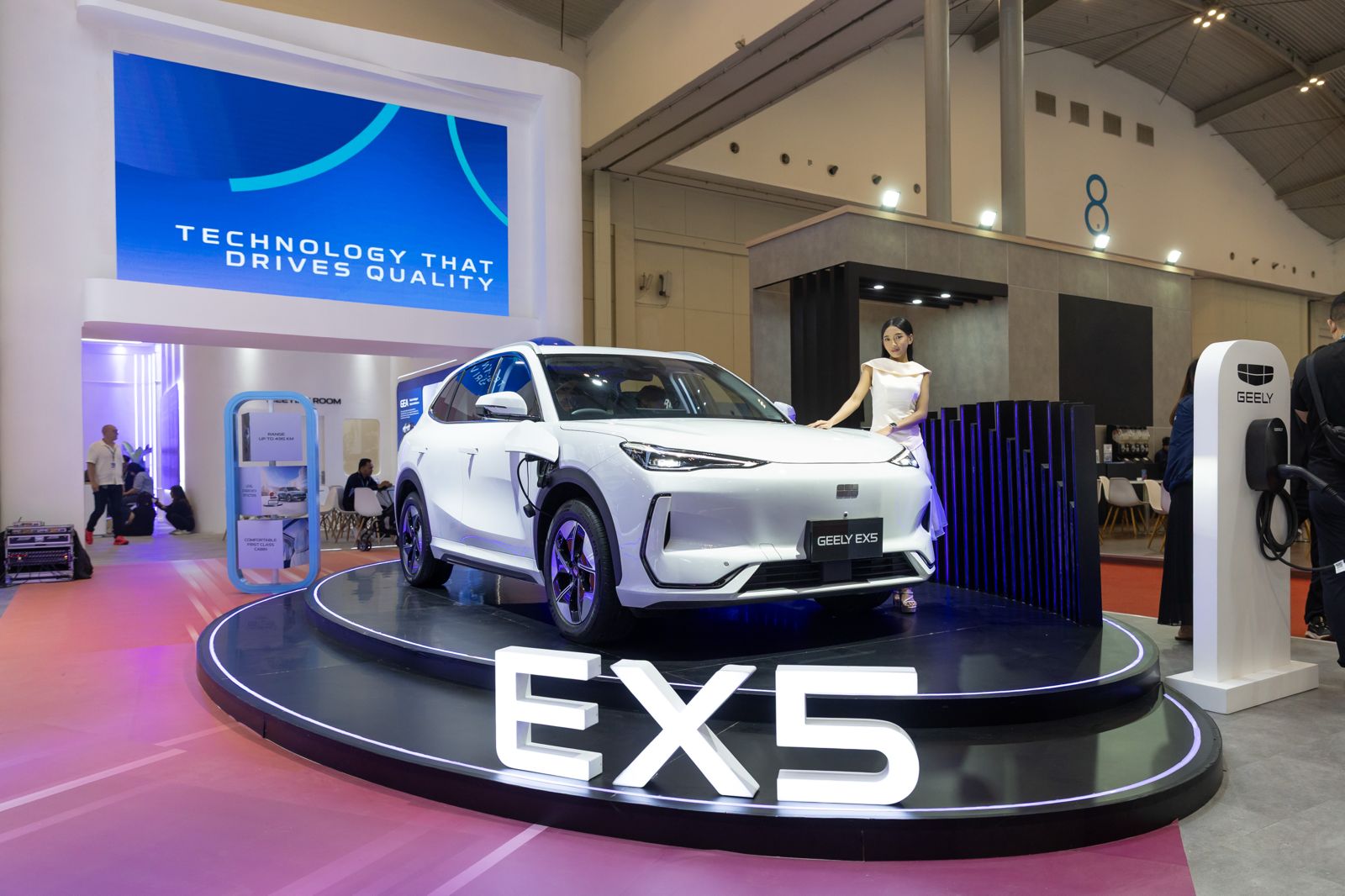 Peluncuran Geely EX 5.
