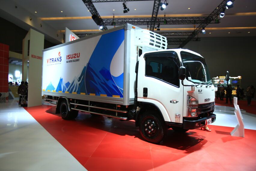 Isuzu ELF Refrigerator Box x Vitrans di GIICOMVEC 2026