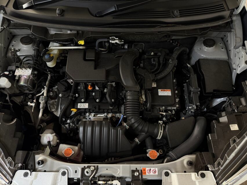 Mesin Daihatsu Rocky e-Smarth Hybrid