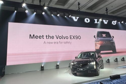 SUV Listrik Flagship Volvo EX90 Meluncur Senilai Rp2,55 Miliar