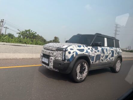 Chery J6 EREV Tertangkap Sedang Uji Jalan Di Tol Cikampek 