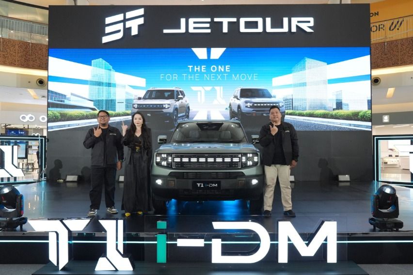 Jetour T1 meluncur