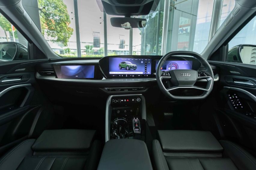interior New Audi Q5 Sportback