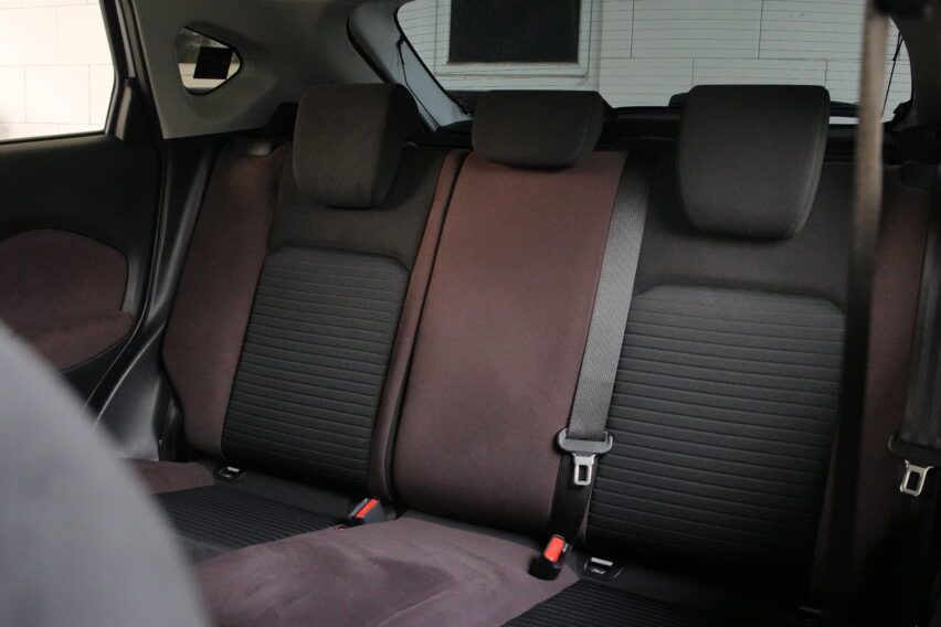 Jok belakang Suzuki Fronx GL AT