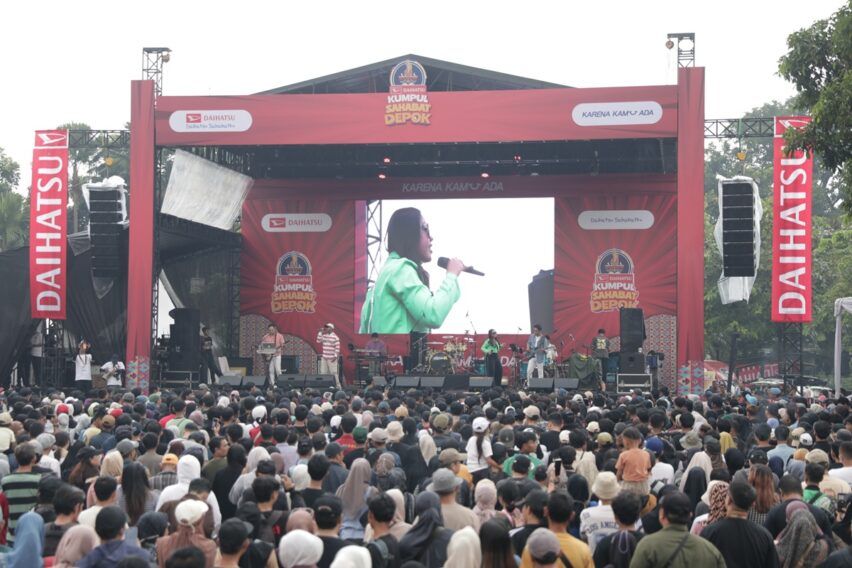 2026/06/Panggung-musik-di-DKS-Depok-2026-3.jpg
