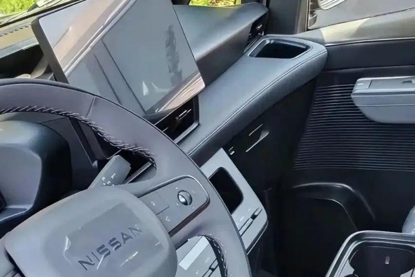 Generasi terbaru Nissan Evalia atau NV200 .