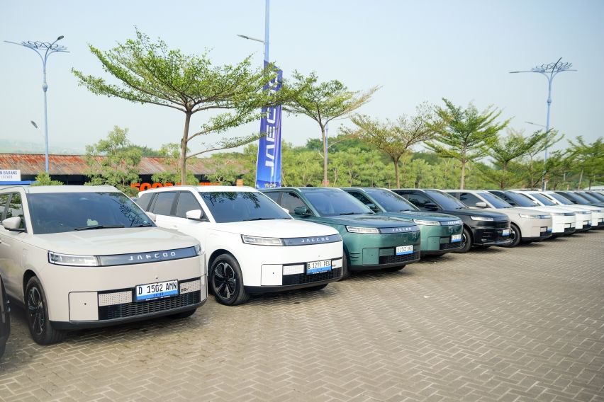 Jaecoo Rayakan 20 Ribu Pengiriman J5 EV