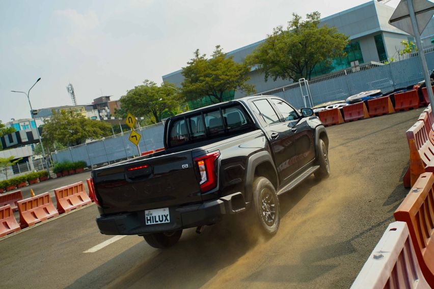 Toyota New Hilux Tipe G. 
