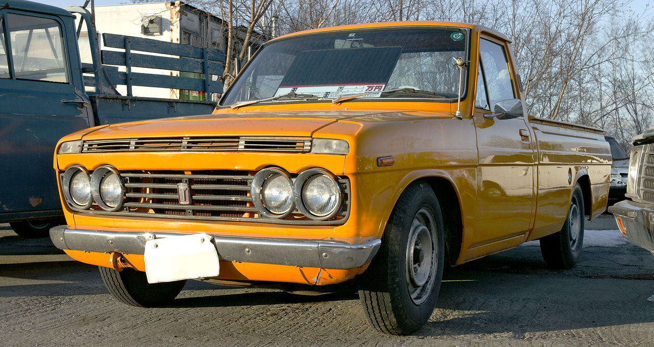 Toyota Hilux Generasi Pertama. 