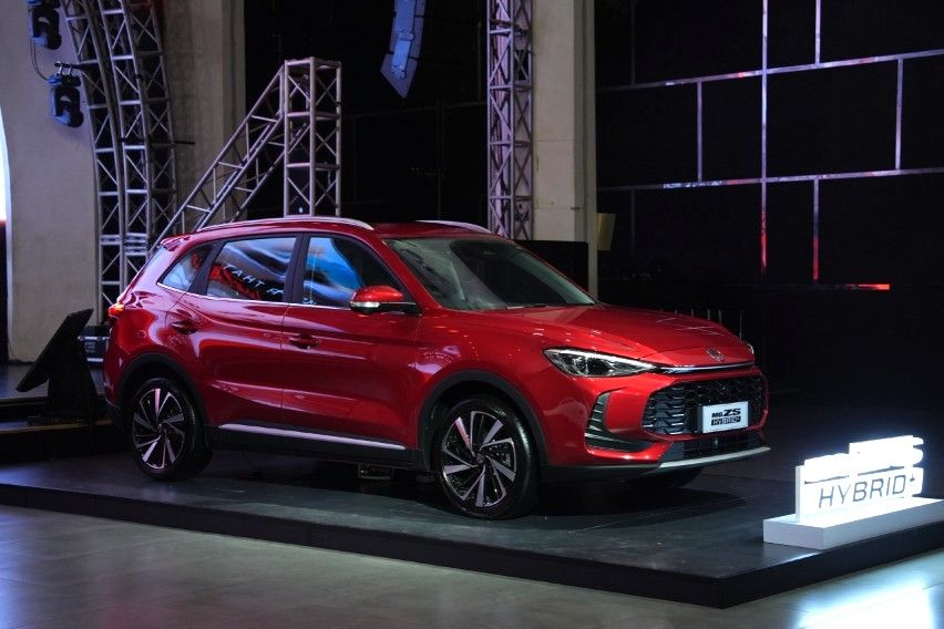 MG ZS Hybrid+ (2)
