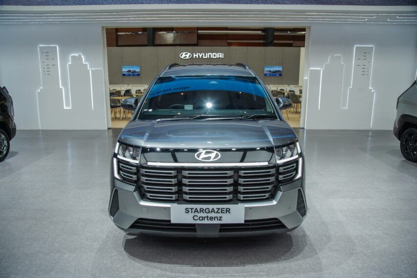 Eksterior Hyundai Stargazer Cartenz.