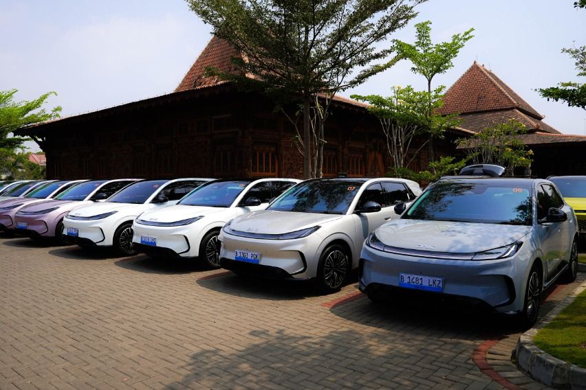 Test drive BAIC T1. 