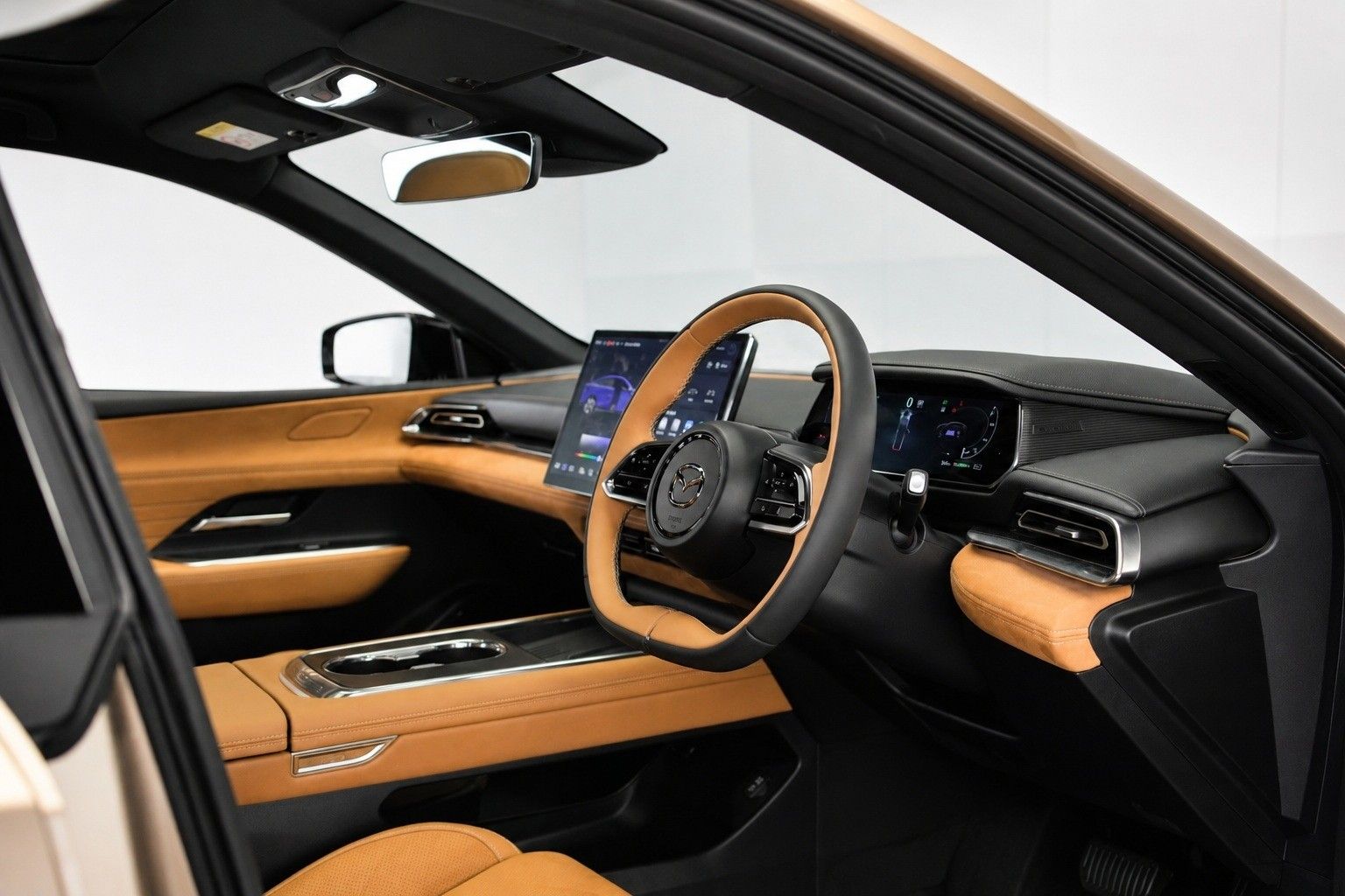 Interior Mazda 6e Fastback. 
